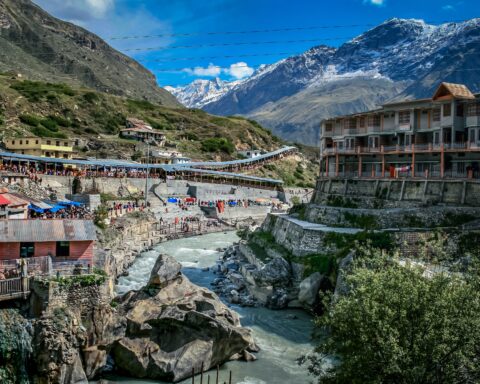 Himalayan_Cities_uttarakhand_travellersofindia